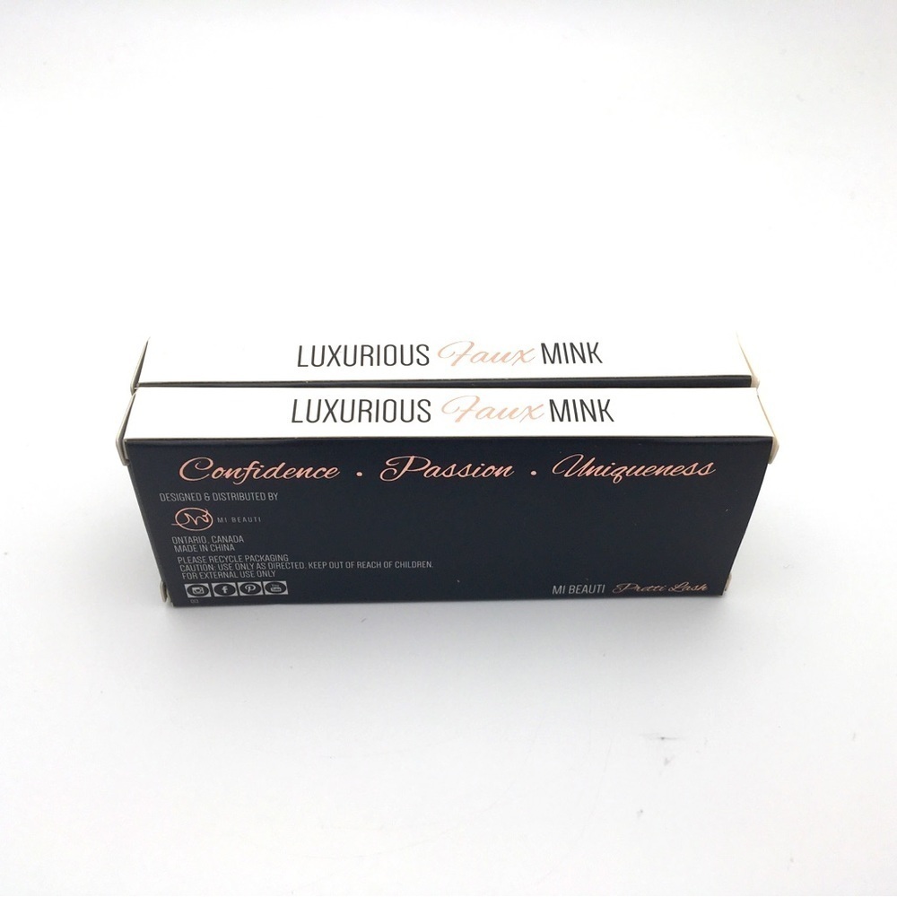 Premium Eye Lash Bundle - Faux Mink & Applicator - Picture 3 of 11